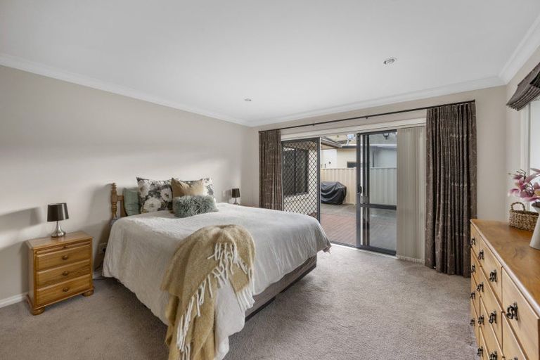 Photo of property in 15 Pinotage Drive, Greenmeadows, Napier, 4112