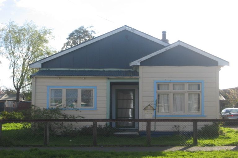 Photo of property in 12 Alexandra Street, Marton, 4710