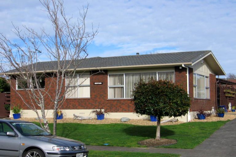 Photo of property in 12 Hampden Street, Awapuni, Palmerston North, 4412