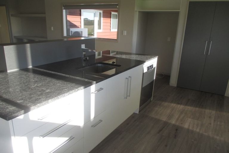 Photo of property in 63 Manakau Heights Drive, Manakau, Otaki, 5583