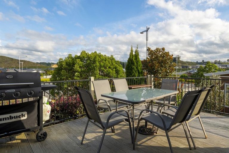 Photo of property in 6 Ellesmere Close, Pyes Pa, Tauranga, 3112