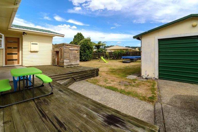 Photo of property in 17 Clouston Crescent, Fenton Park, Rotorua, 3010