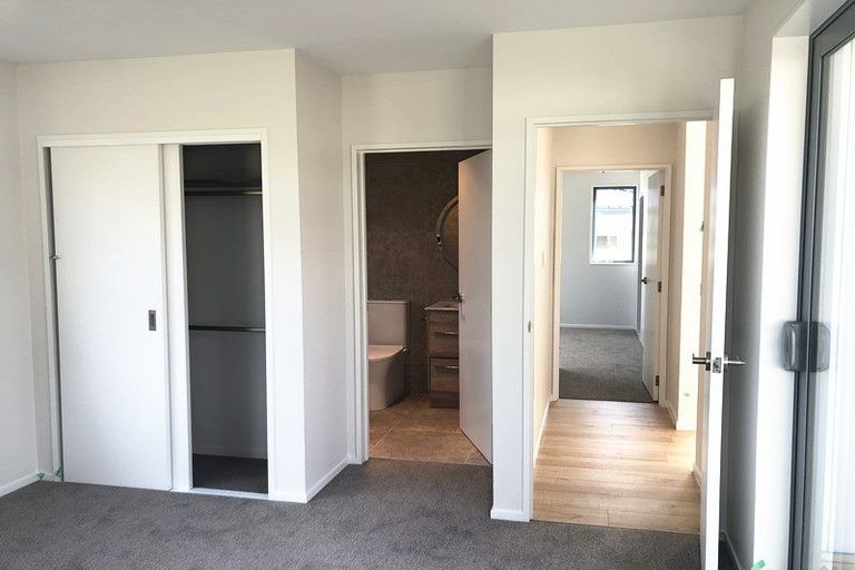 Photo of property in 5 Creswell Lane, Papakura, 2110