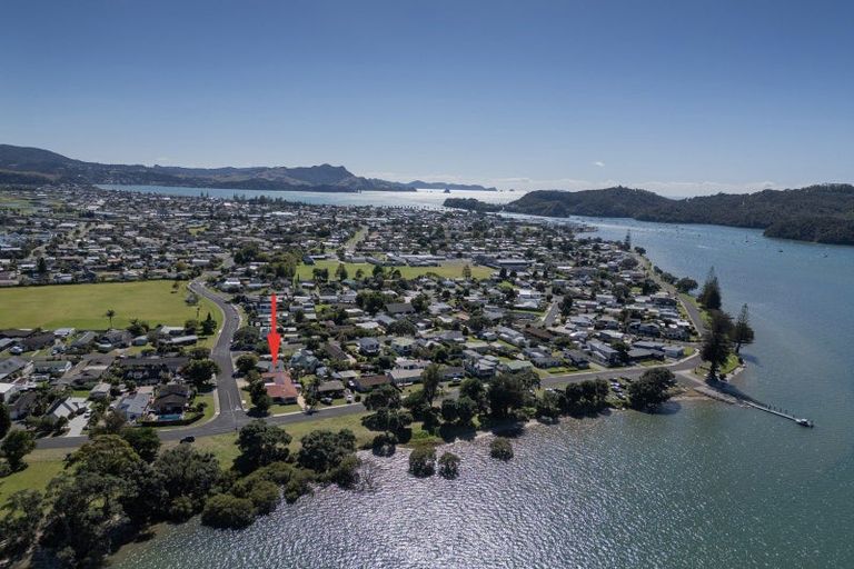Photo of property in 79 Robinson Road, Whitianga, 3510