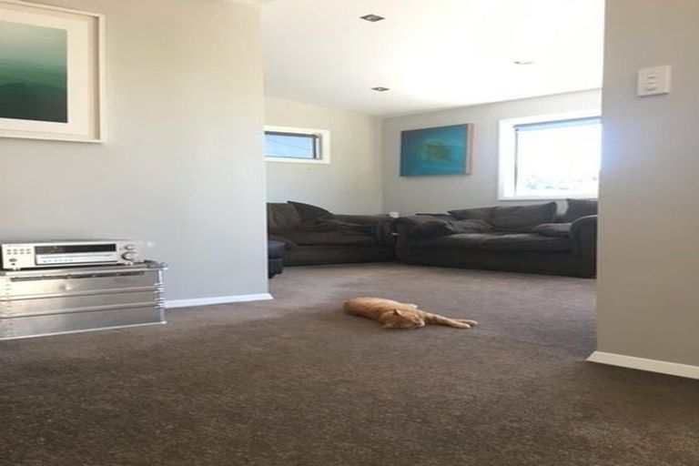 Photo of property in 6 Te Ara Road, Pukerua Bay, 5026