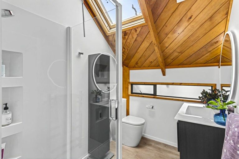 Photo of property in 15 Whyte Street, Paraparaumu Beach, Paraparaumu, 5032