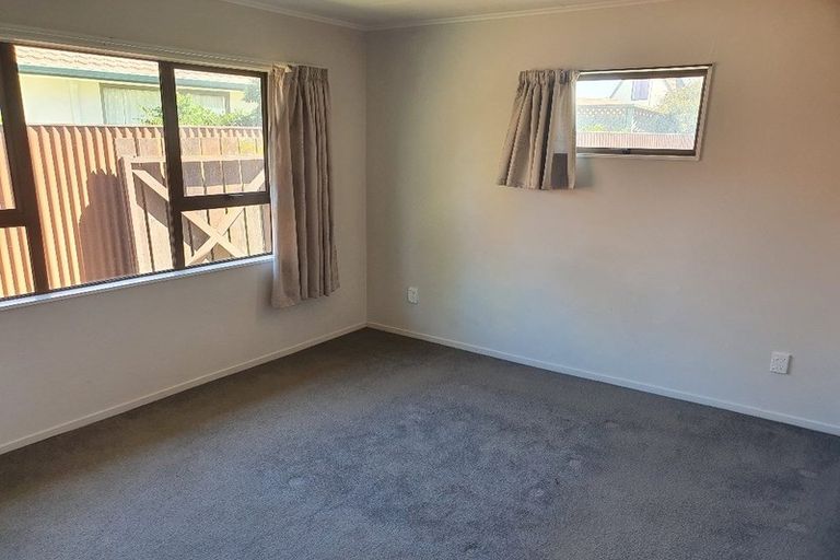 Photo of property in 27 Elliott Street, Taradale, Napier, 4112