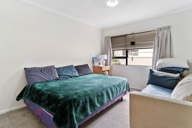 Photo of property in 8d Heath Street, Mount Maunganui, 3116
