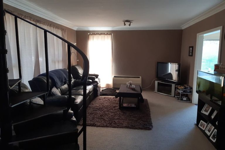 Photo of property in 6 Birdling Place, Halswell, Christchurch, 8025