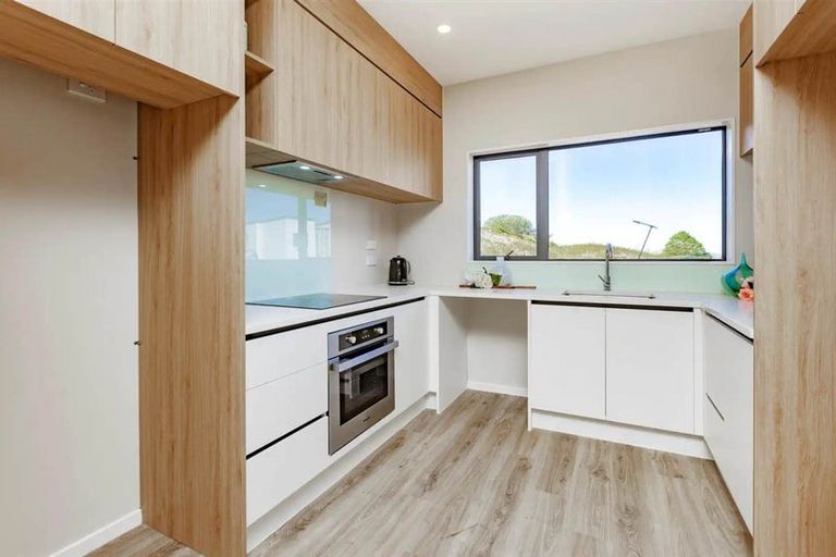 Photo of property in 10b Kotahitanga Street, Papakura, 2110