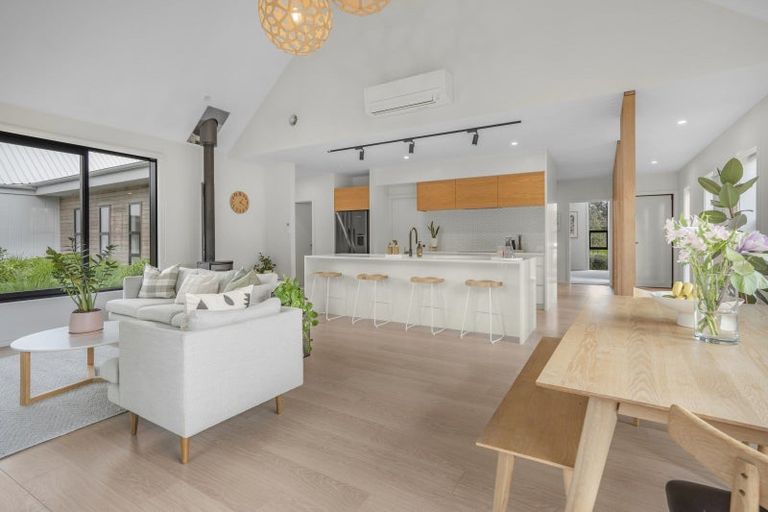 Photo of property in 5 Matai Grove, Greytown, 5712