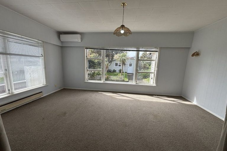 Photo of property in 38 Kauri Street, Miramar, Wellington, 6022