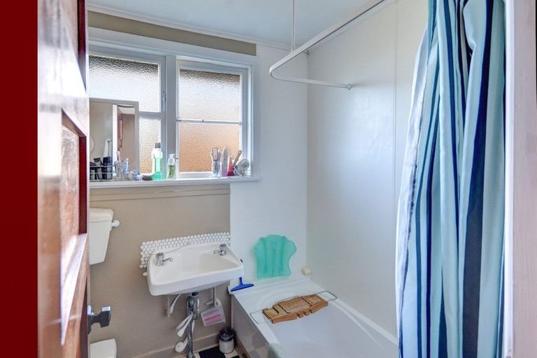 Photo of property in 24 Forrester Avenue, Liberton, Dunedin, 9010