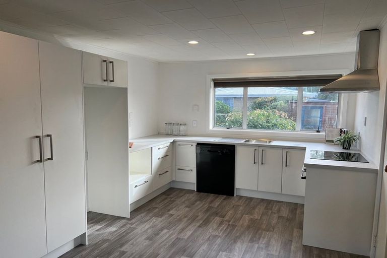 Photo of property in 42a Hargest Crescent, Saint Kilda, Dunedin, 9012