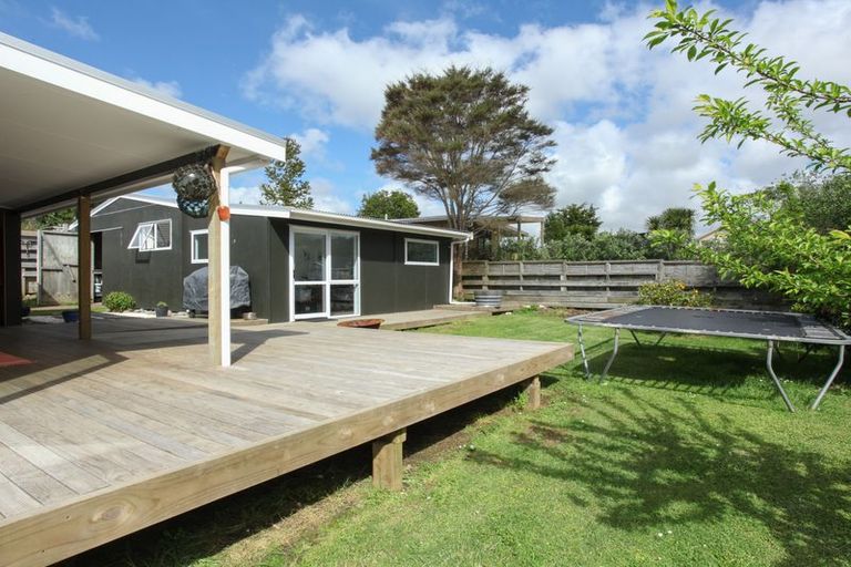 Photo of property in 36 Taipari Avenue, Raglan, 3225