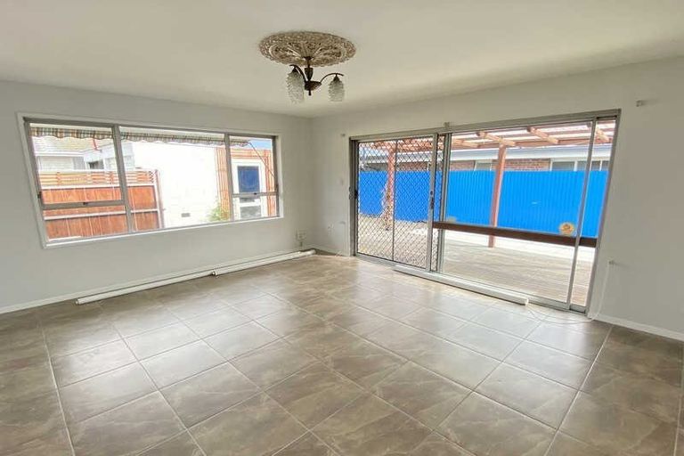 Photo of property in 5/445 Armagh Street, Linwood, Christchurch, 8011