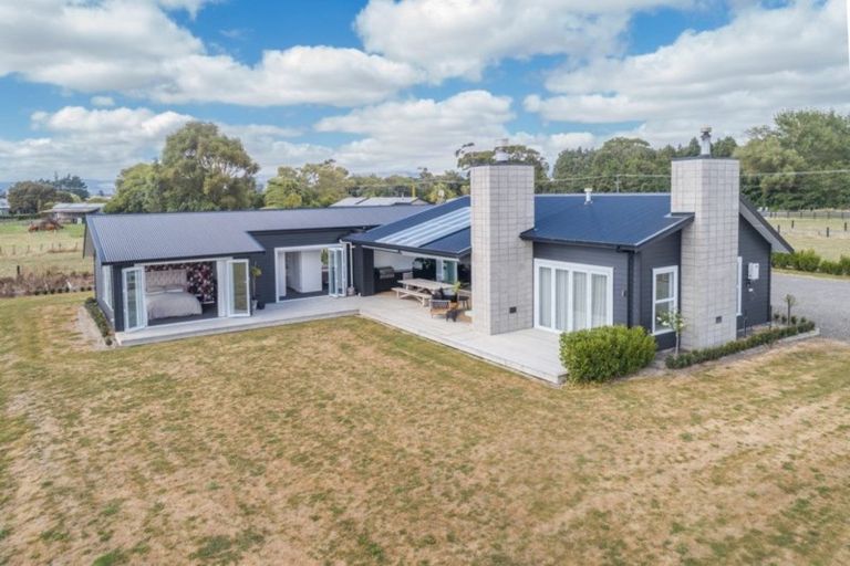 Photo of property in 1079 Lockwood Road, Kairanga, Palmerston North, 4475