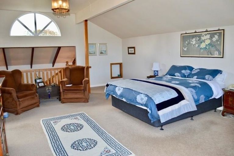 Photo of property in 75 Freemans Road, Otaki, 5512