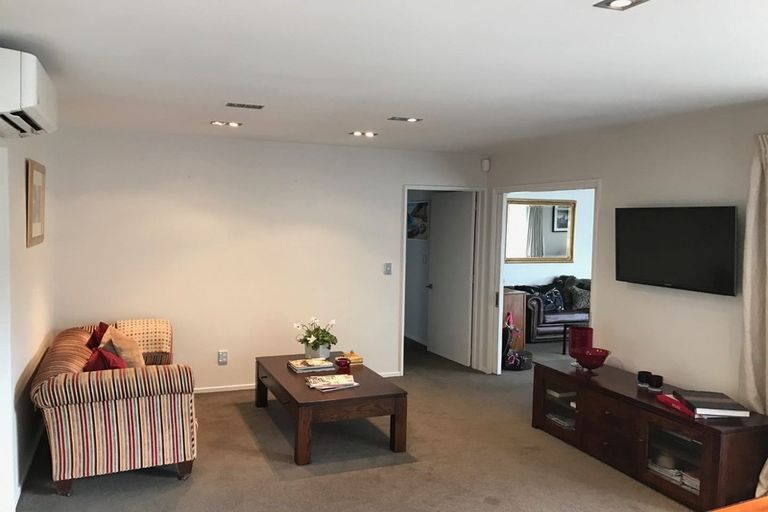 Photo of property in 398a Ilam Road, Bryndwr, Christchurch, 8053