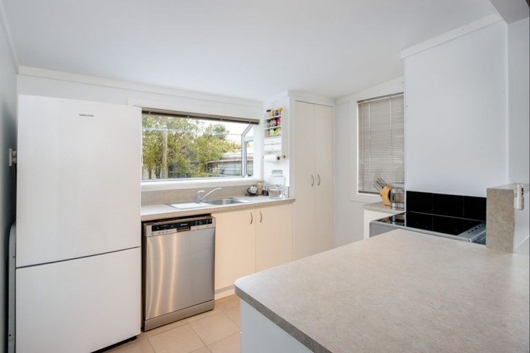 Photo of property in 10 Creagh Street, Te Awa, Napier, 4110