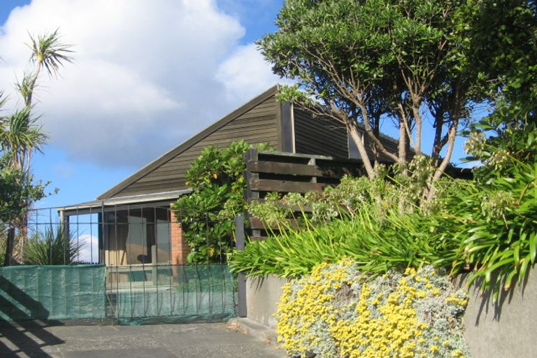 Photo of property in 6 Phoenix Way, Brooklyn, Wellington, 6021