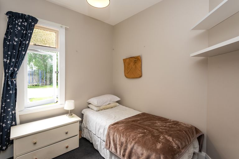 Photo of property in 37 Speight Street, Mairehau, Christchurch, 8013