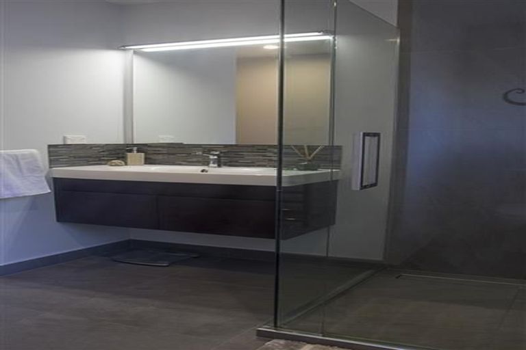 Photo of property in 56 Awanui Drive, Waikanae, 5036