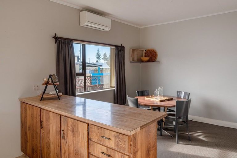 Photo of property in 15 Tasman Road, Otaki Beach, Otaki, 5512