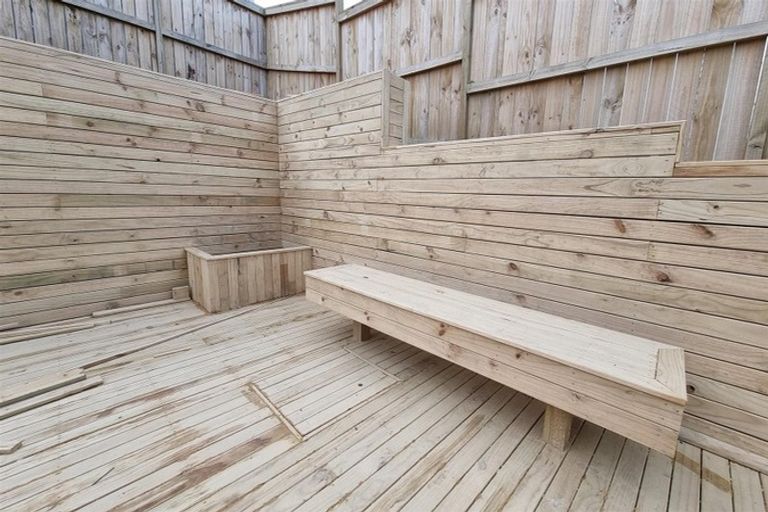 Photo of property in 135 Ormonde Drive, Silverdale, 0932