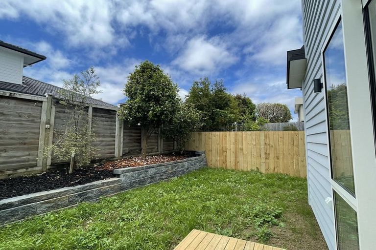 Photo of property in 3b Kaniere Place, Half Moon Bay, Auckland, 2012