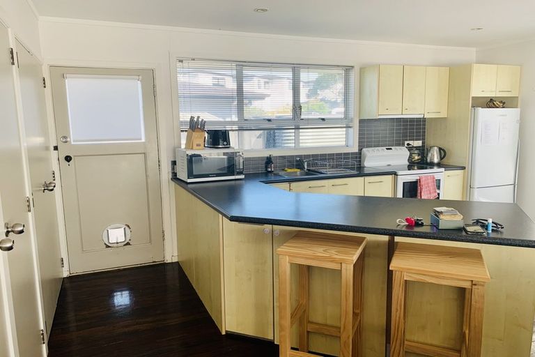 Photo of property in 120 Mountain Road, Mangere Bridge, Auckland, 2022