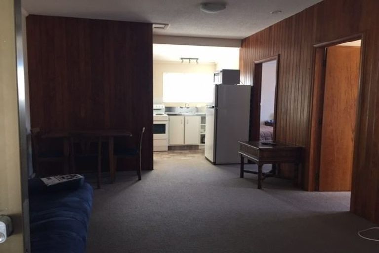 Photo of property in 252 Grounsell Crescent, Belmont, Lower Hutt, 5010