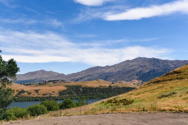 Photo of property in 56 Arrowtown-lake Hayes Road, Lake Hayes, Queenstown, 9371