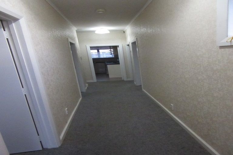 Photo of property in 70 Rangitoto Road, Papatoetoe, Auckland, 2025