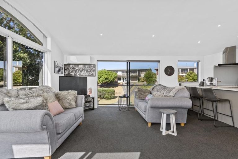 Photo of property in 208/27 Banks Avenue, Mount Maunganui, 3116