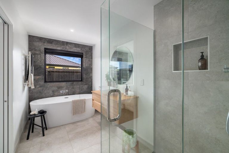 Photo of property in 8 Roys Street, Marshland, Christchurch, 8083