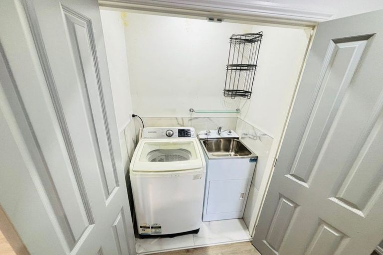 Photo of property in 69 Church Road, Mangere Bridge, Auckland, 2022