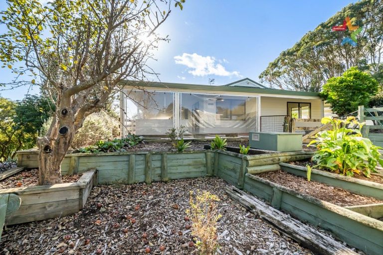 Photo of property in 80 Greenwood Boulevard, Otaki, 5512