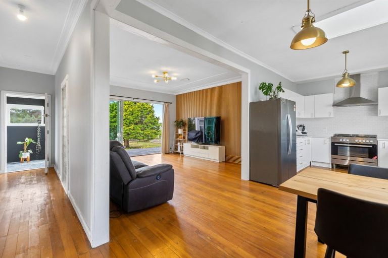 Photo of property in 1835 Egmont Road, Kaimiro, Inglewood, 4386