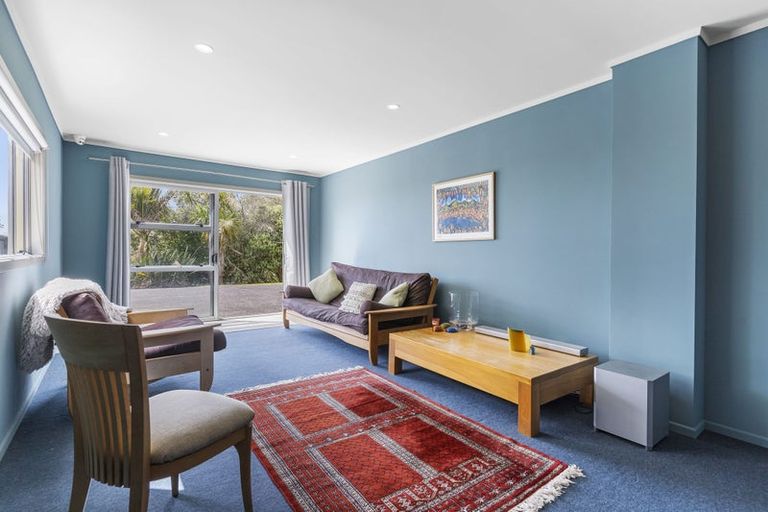 Photo of property in 112c Woodglen Road, Glen Eden, Auckland, 0602