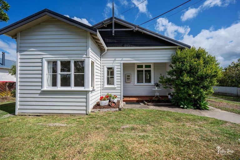 Photo of property in 16 Cranley Street, Dargaville, 0310