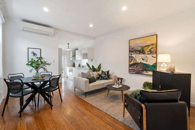 Photo of property in 17 Rolleston Street, Mount Cook, Wellington, 6021