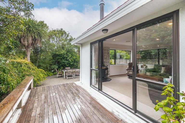 Photo of property in 11 Montrose Grove, Churton Park, Wellington, 6037