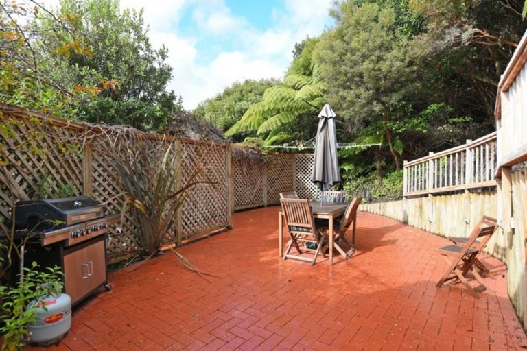 Photo of property in 79 Sunbrae Drive, Silverstream, Upper Hutt, 5019