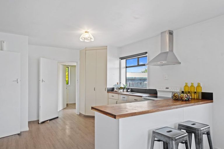 Photo of property in 18 Dunedin Street, Redwood, Christchurch, 8051