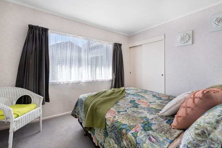 Photo of property in 35 Carter Drive, Pomare, Rotorua, 3015