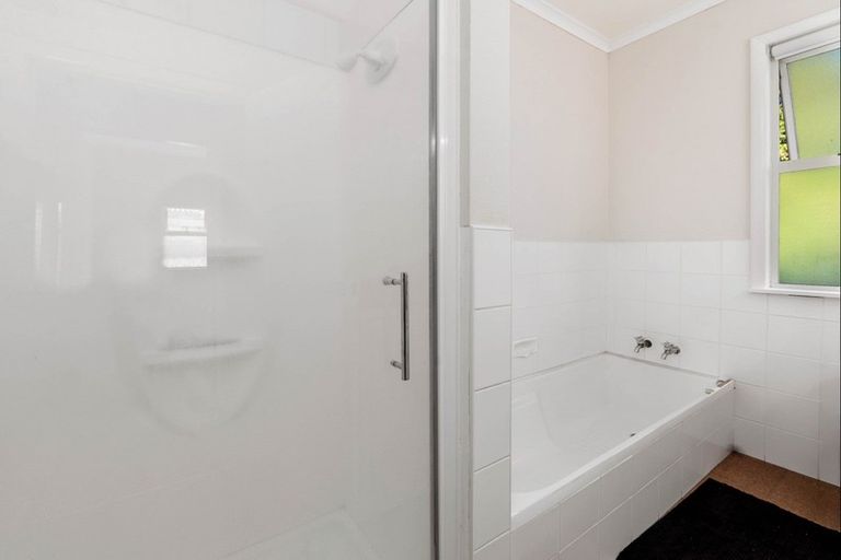 Photo of property in 3a Hilda Street, Fenton Park, Rotorua, 3010