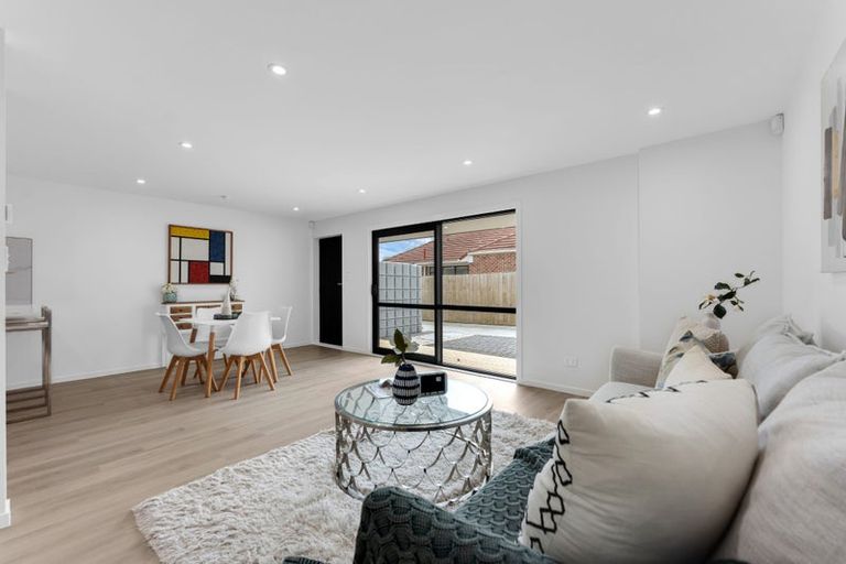 Photo of property in 16a Brandon Road, Glen Eden, Auckland, 0602