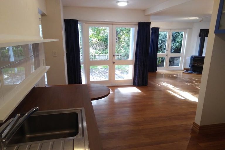 Photo of property in 69 Glen Road, Kelburn, Wellington, 6012