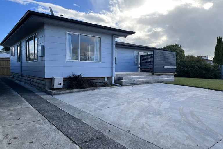 Photo of property in 2 Olive Place, Nawton, Hamilton, 3200